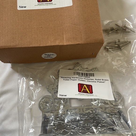 Amazing Hardware Victorian SOLID BRASS TOILET PAPER HOLDER. - Picture 4 of 5